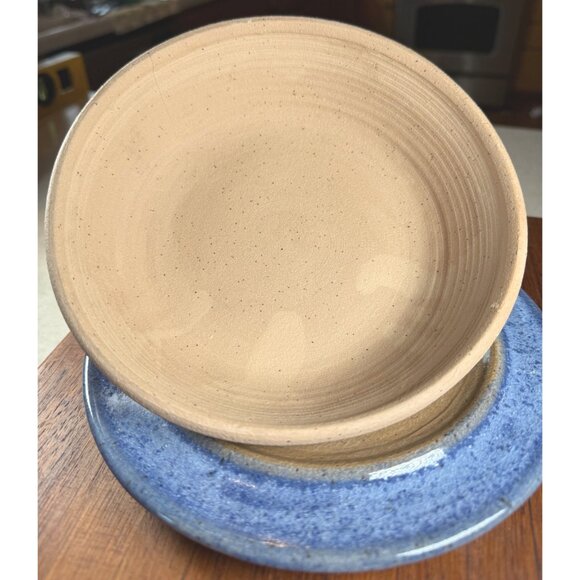 Stoneware pottery cheese butter dish w/ dome lid blue tan wheat leaf rustic - Picture 7 of 10